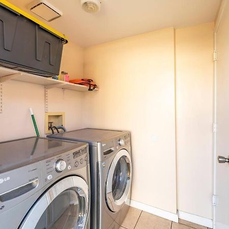A+ 2 Bedroom Victorian Home Away From Home ساكرامنتو المظهر الخارجي الصورة