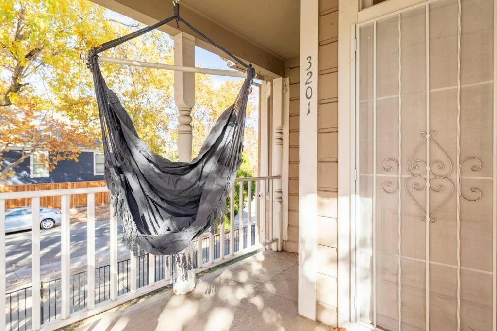 A+ 2 Bedroom Victorian Home Away From Home ساكرامنتو المظهر الخارجي الصورة