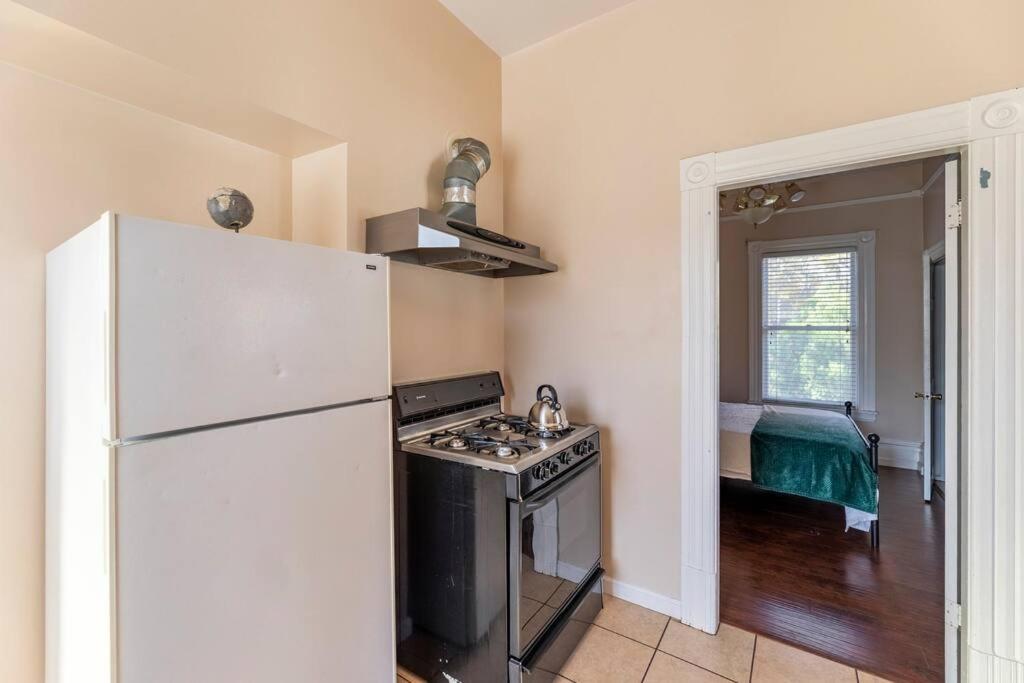A+ 2 Bedroom Victorian Home Away From Home ساكرامنتو المظهر الخارجي الصورة